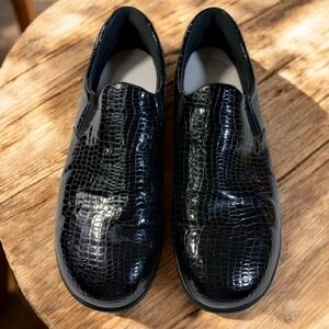 SAS Men's Black Crocodile-Patterned Patent Leather Loafers Sz 11